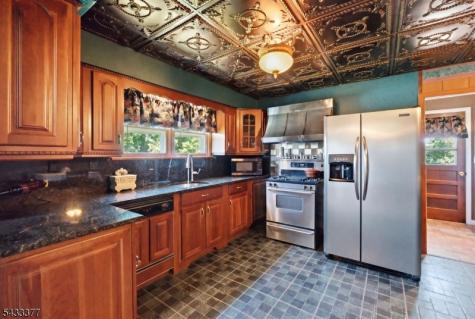 88 Madison Street Newton NJ 07860