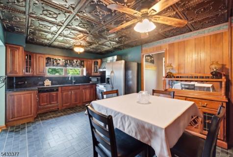 88 Madison Street Newton NJ 07860