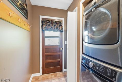 88 Madison Street Newton NJ 07860