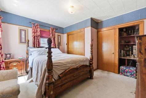 88 Madison Street Newton NJ 07860