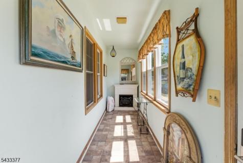 88 Madison Street Newton NJ 07860