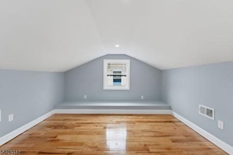 153 Brookside Avenue Irvington NJ 07111