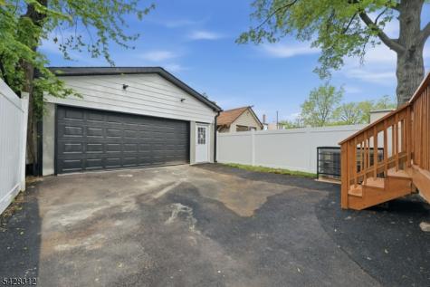 153 Brookside Avenue Irvington NJ 07111