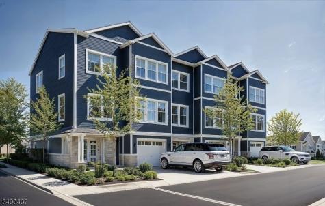 190 Canterbury Avenue North Arlington NJ 07031