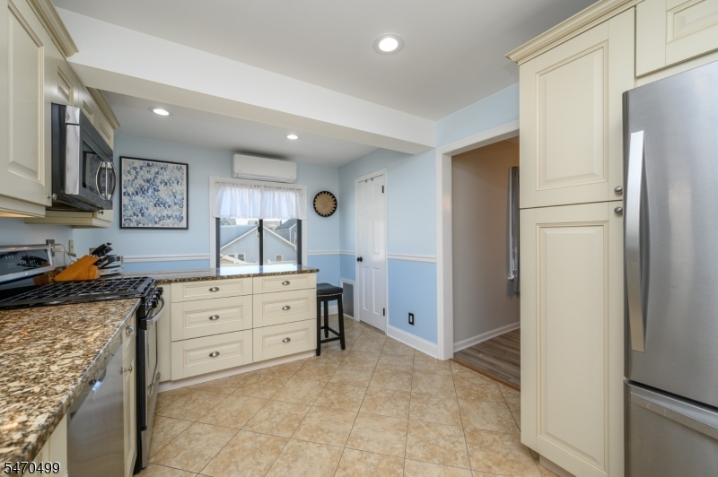 256 Dewitt Avenue Belleville NJ 07109