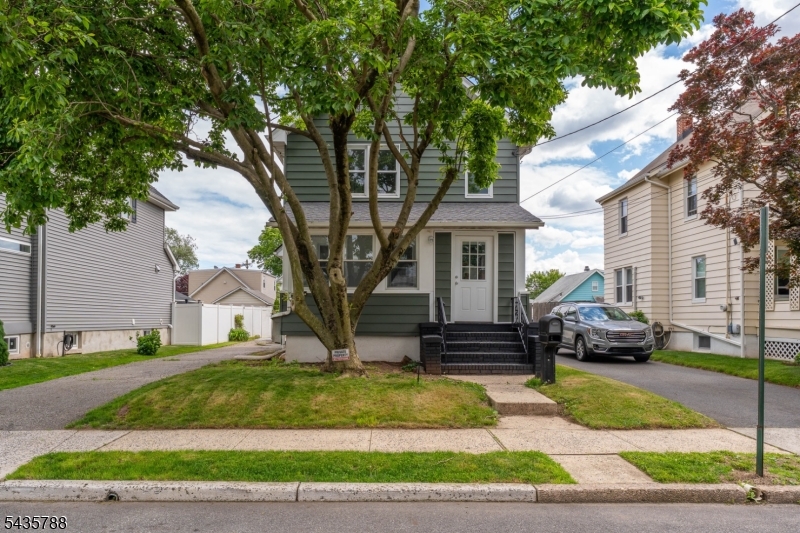 11 Jean Court Woodbridge NJ 07095
