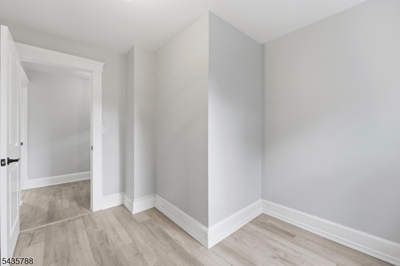 11 Jean Court Woodbridge NJ 07095