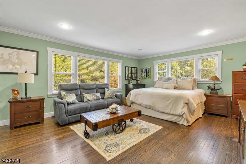 1333 Evergreen Avenue Plainfield NJ 07060