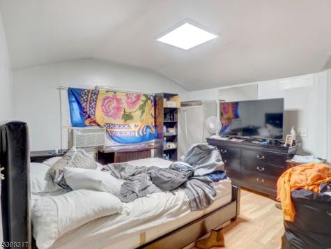 77 Delmar Place Irvington NJ 07111