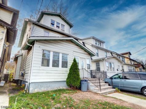 77 Delmar Place Irvington NJ 07111