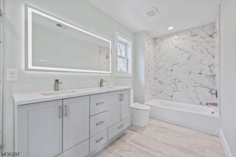 175 Brennan Concourse Berkeley NJ 08721