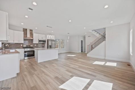 175 Brennan Concourse Berkeley NJ 08721