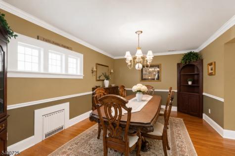 7 Wayland Drive Verona NJ 07044