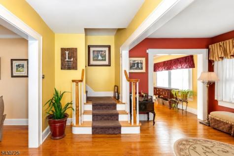 7 Wayland Drive Verona NJ 07044