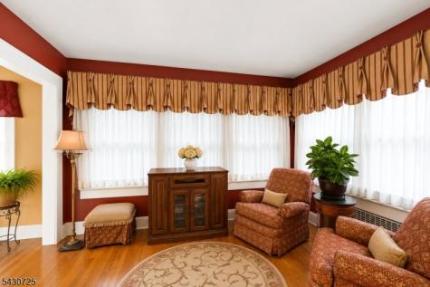 7 Wayland Drive Verona NJ 07044