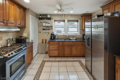 56 Summer Street Hawthorne NJ 07506