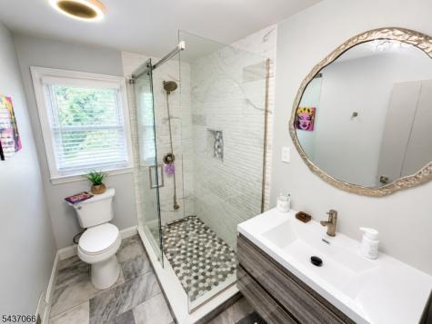 1626 Larkspur Drive Mountainside NJ 07092