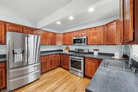 323 Church Street Middletown NJ 07718