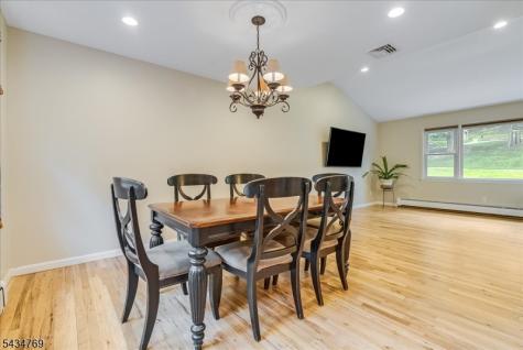 22 Green Apple Road Sparta NJ 07871