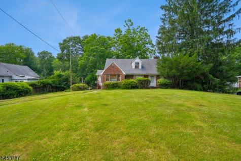 321 Saint Cloud Avenue West Orange NJ 07052
