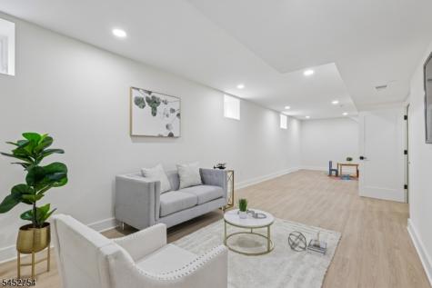 318 Halsey Road Parsippany-troy Hills NJ 07054
