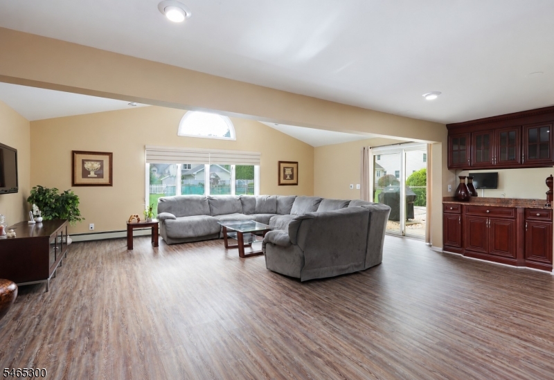 77 Harrison Street Clark NJ 07066