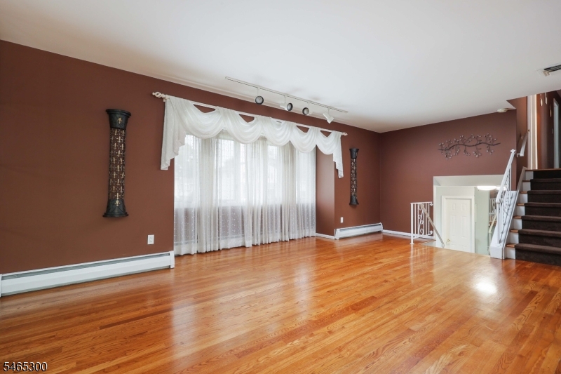 77 Harrison Street Clark NJ 07066