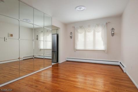 77 Harrison Street Clark NJ 07066