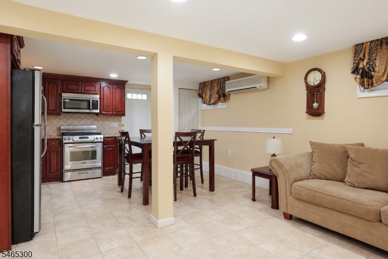 77 Harrison Street Clark NJ 07066