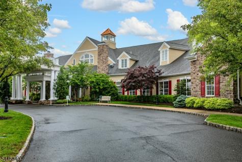 10 Independence Court Franklin NJ 08873