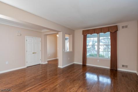 10 Independence Court Franklin NJ 08873