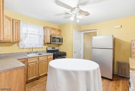 52 Oak Avenue Irvington NJ 07111