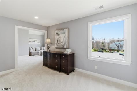 4 Michele Crossing Raritan NJ 08822