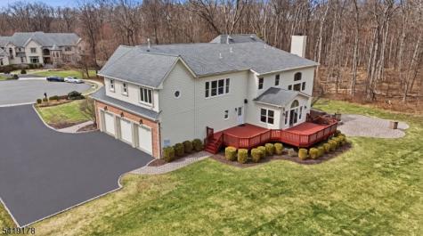 4 Michele Crossing Raritan NJ 08822