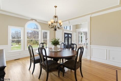 4 Michele Crossing Raritan NJ 08822
