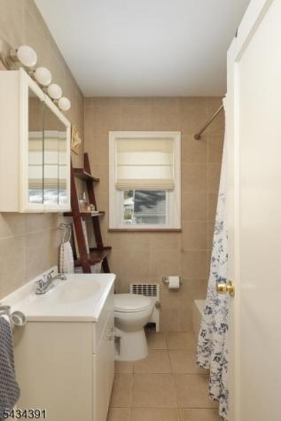 934 Moessner Avenue Union NJ 07083