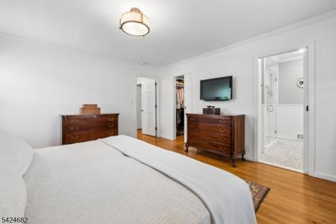 9 Overlook Terrace Millburn NJ 07078