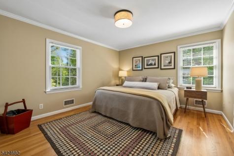 9 Overlook Terrace Millburn NJ 07078