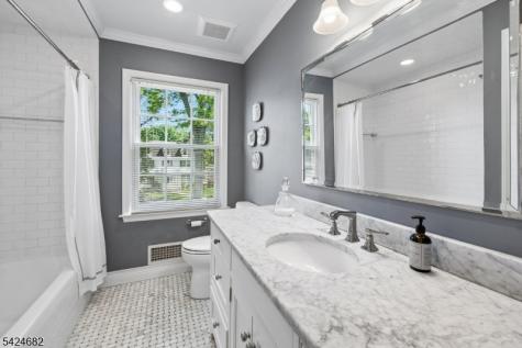 9 Overlook Terrace Millburn NJ 07078