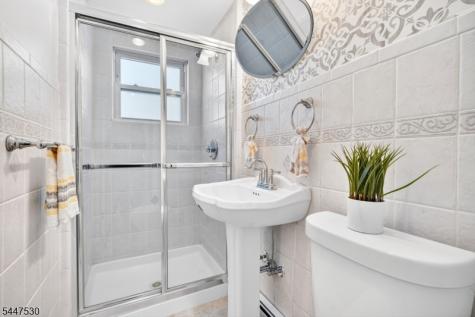 39 Overlook Avenue West Orange NJ 07052