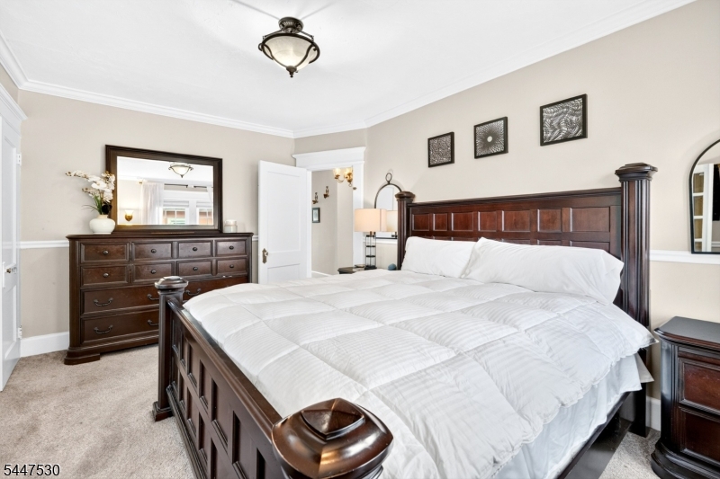 39 Overlook Avenue West Orange NJ 07052