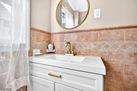 39 Overlook Avenue West Orange NJ 07052