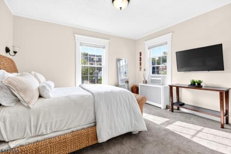 39 Overlook Avenue West Orange NJ 07052