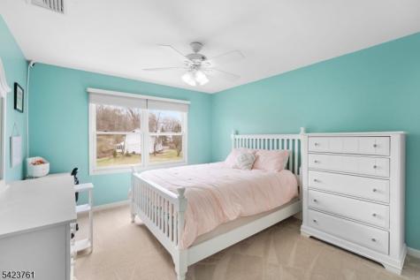 14 Fiddlers Way Lafayette NJ 07848