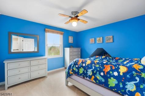 14 Fiddlers Way Lafayette NJ 07848