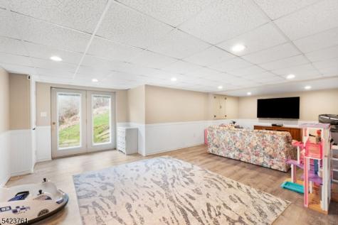 14 Fiddlers Way Lafayette NJ 07848