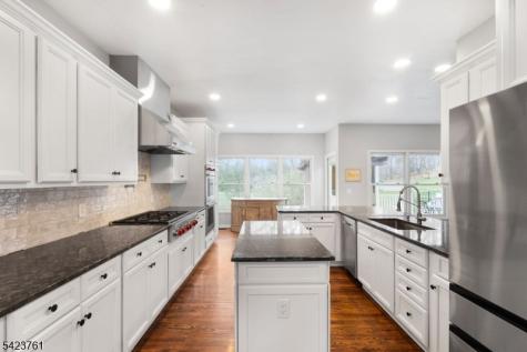 14 Fiddlers Way Lafayette NJ 07848