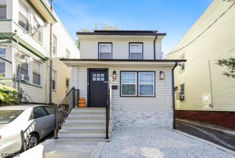170 Clinton Place Newark NJ 07112