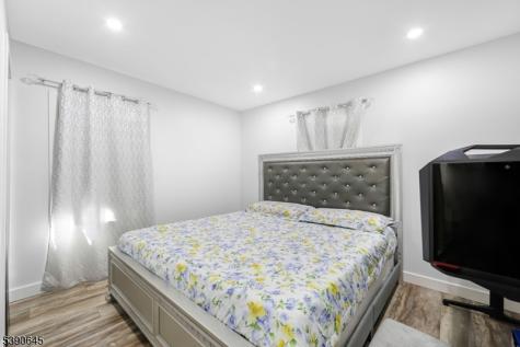 170 Clinton Place Newark NJ 07112