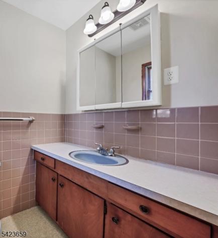 106 Boss Road East Amwell NJ 08559